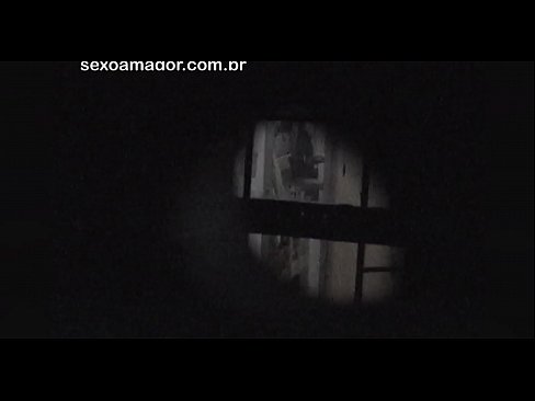 ❤️ Blondie viene segretamente filmato da un voyeur del quartiere nascosto dietro mattoni cavi Video di sessoal it.passenger33.ru ️❤